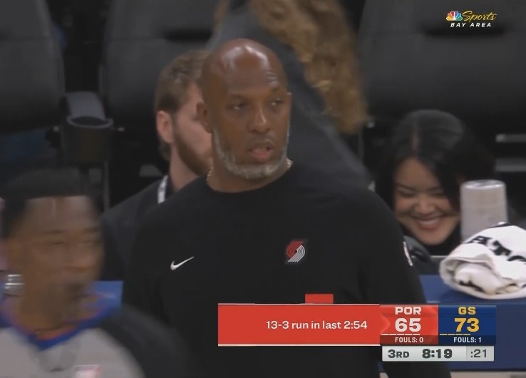 經典的勇士領先被追分!開拓者3分鐘內轟出13-3將分差縮小到8分