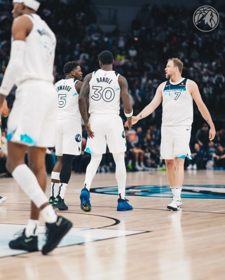 拿0分的NBA首發,所有人都為他叫好