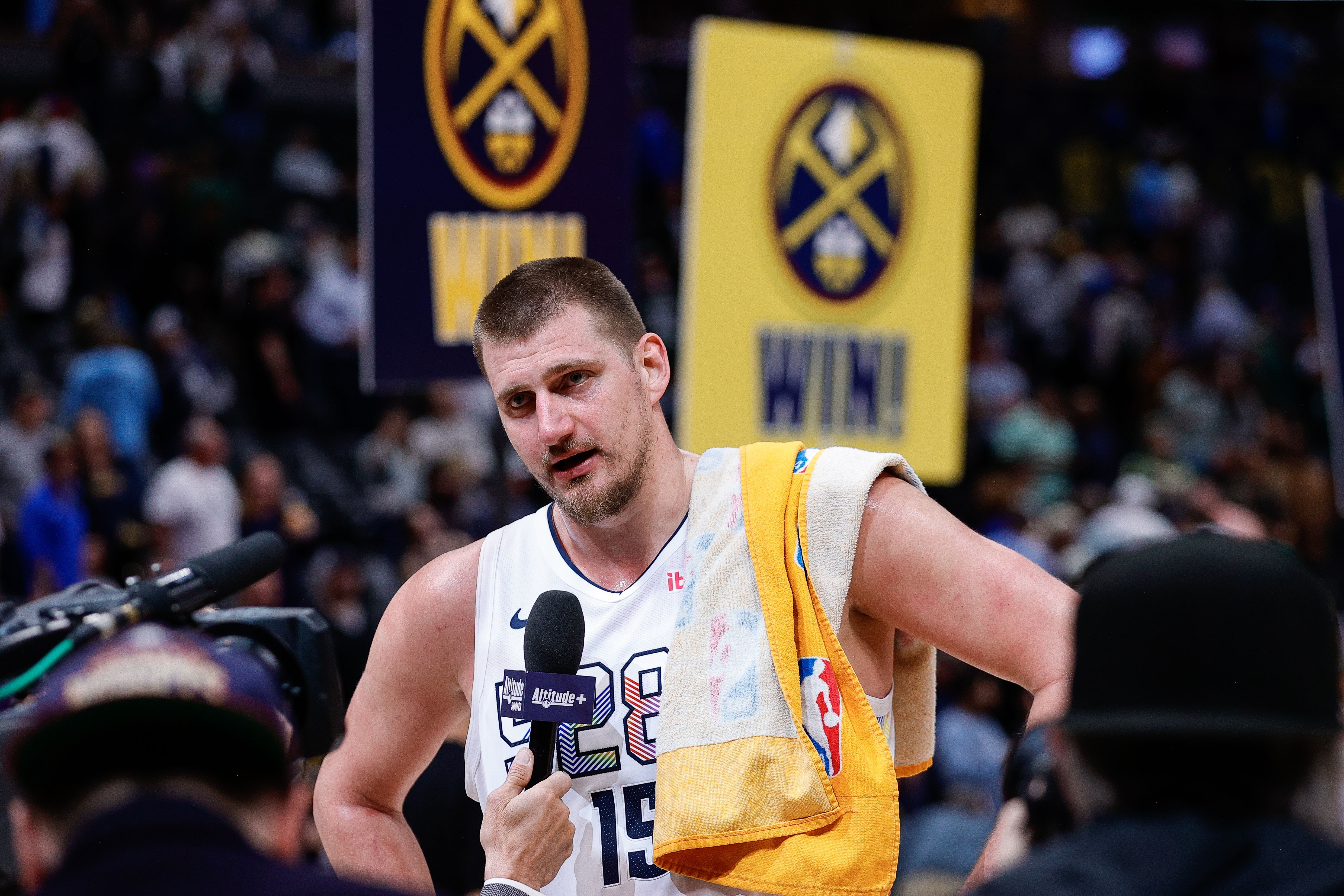 魔術師:約基奇絕妙傳球讓我想當年 他和字母哥是NBA現役最強